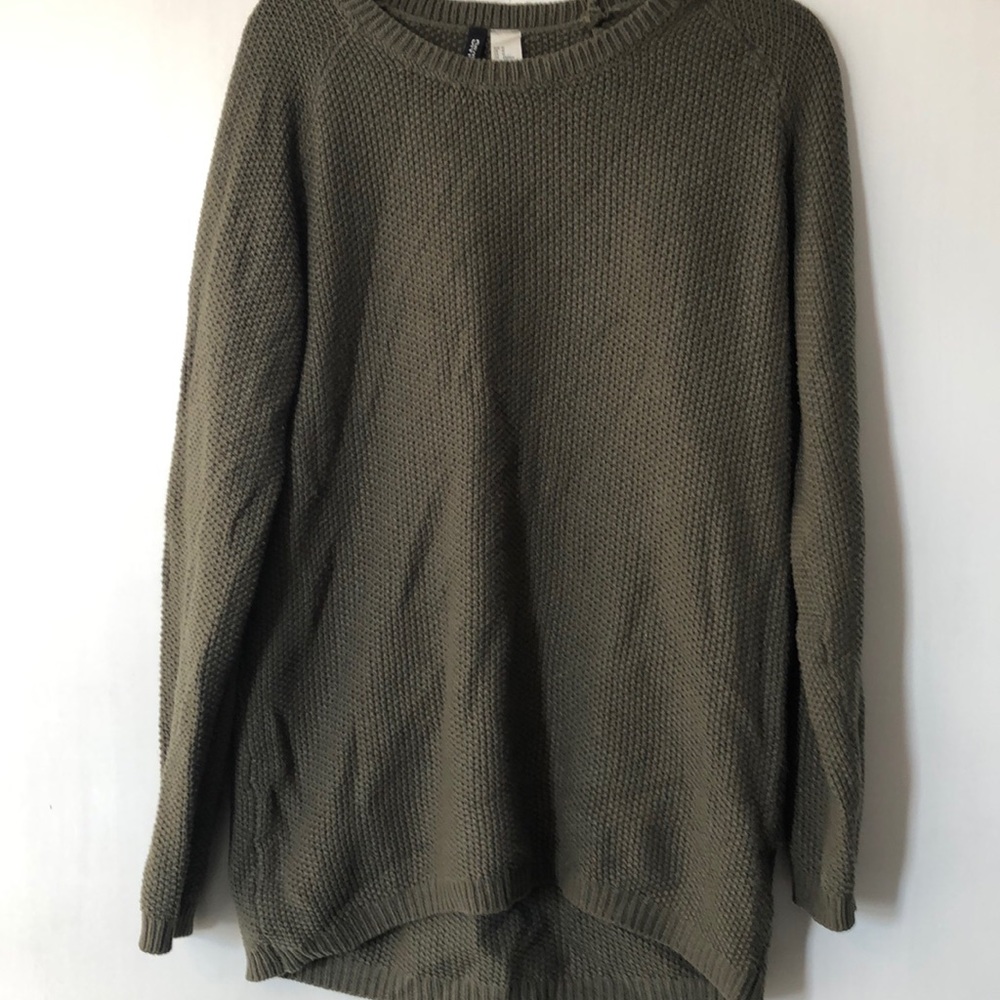 Knit sweater